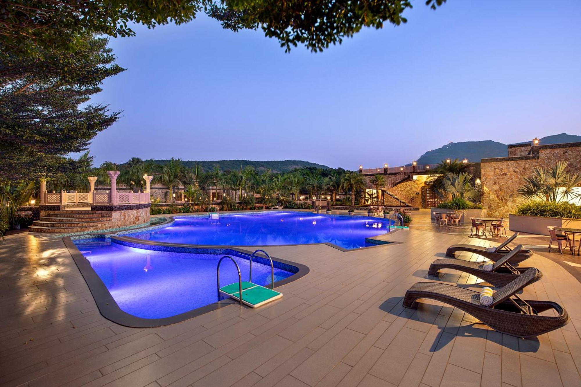 Vikrama Heritage Resort Pavagadh Halol Exterior photo